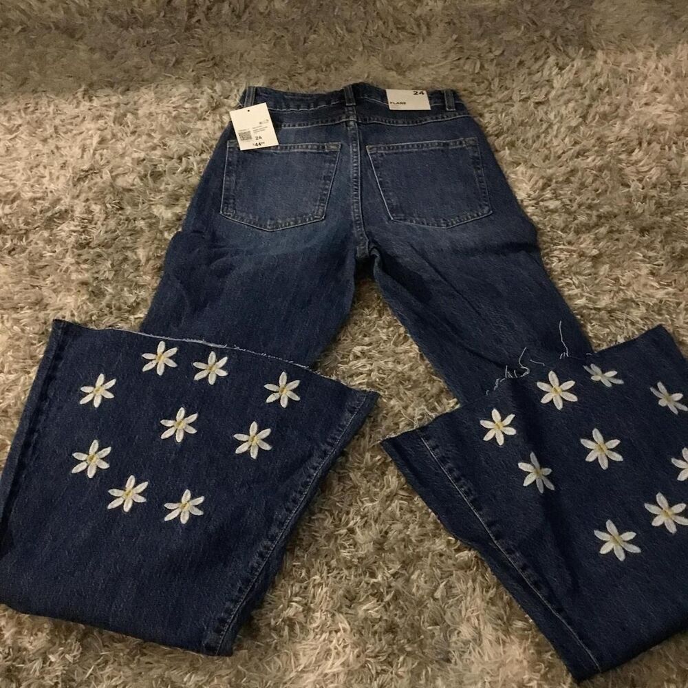Forever-21 Women's Blue and Navy Jeans - Picture 3 of 3